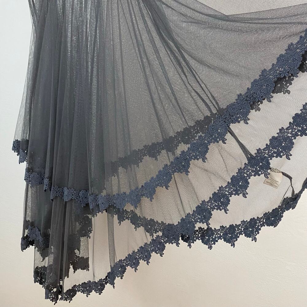 Intimately Free People Mesh Half Slip - Grey - Size Large - Picture 5 of 11